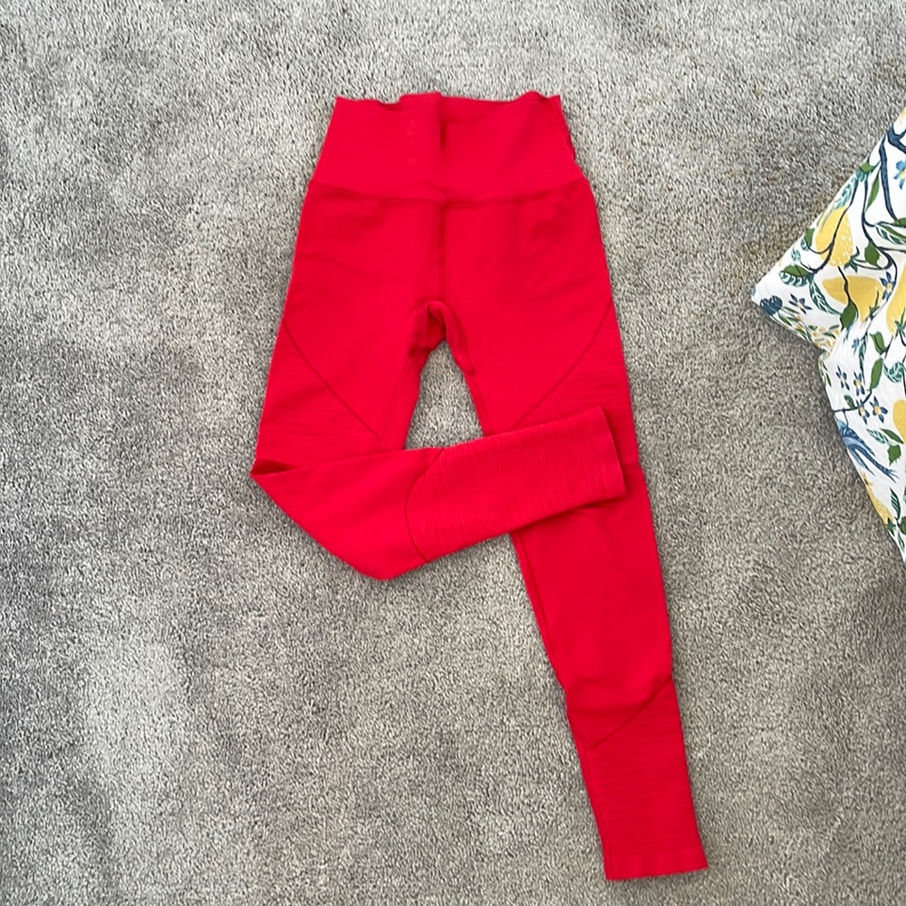 Alphalete Leggings